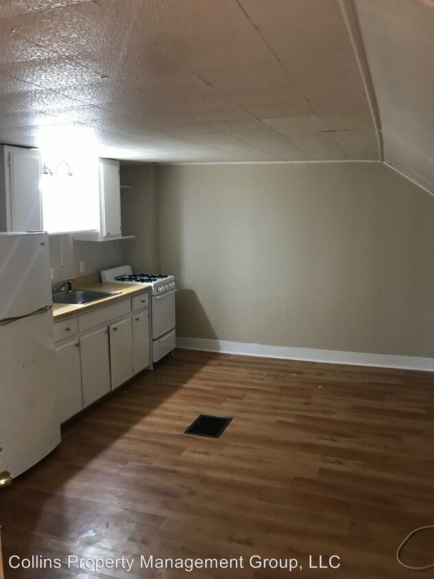 Building Photo - 1 br, 1 bath House - 421 E Cherry UNit 10