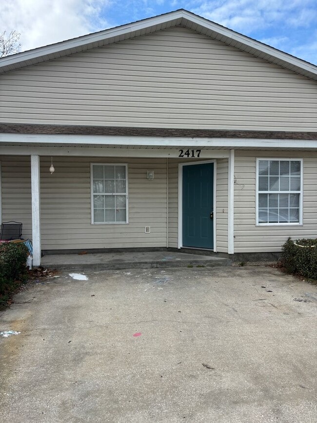 Building Photo - 2417 Allison Ave