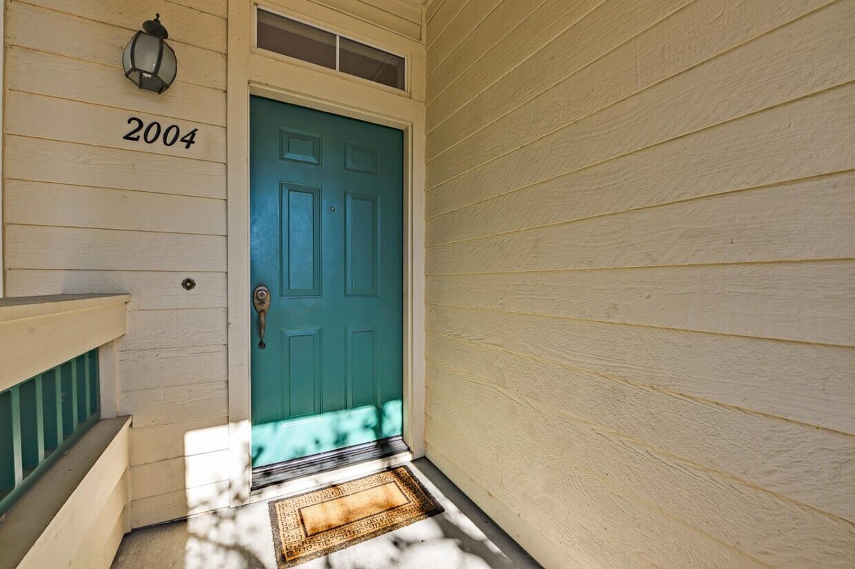2004 Hastings Shore Ln, Redwood City, CA 94065 Townhome Rentals in