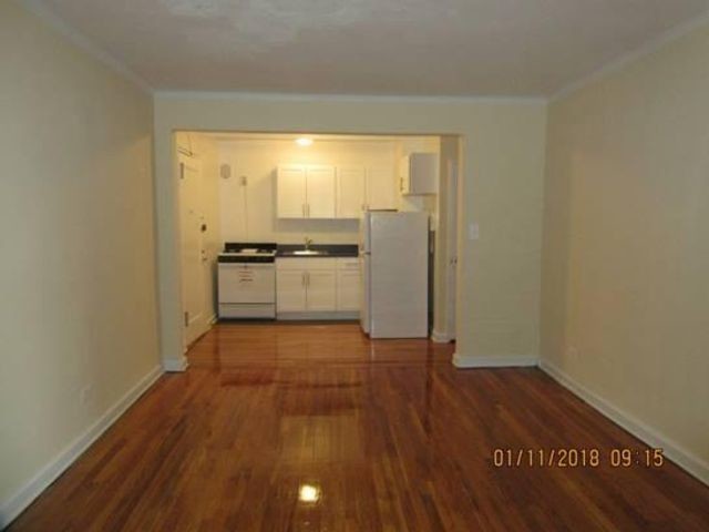 Primary Photo - 9725 64th Ave