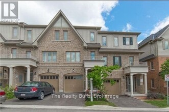 Building Photo - 37 Magpie Way