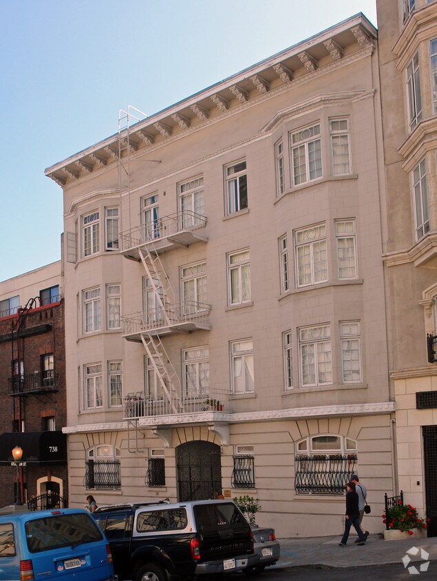 Foto del edificio - Nob Hill Apartments