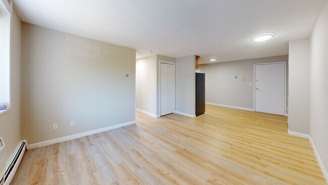 Foto del edificio - 12 Woodland St