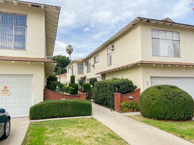 Building Photo - 5347 Vantage Ave