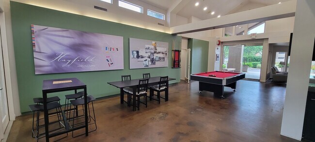Clubhouse - 1295 N Ash St