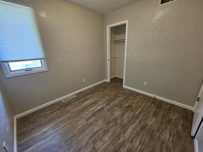 Photo - 1319 Alpine St House