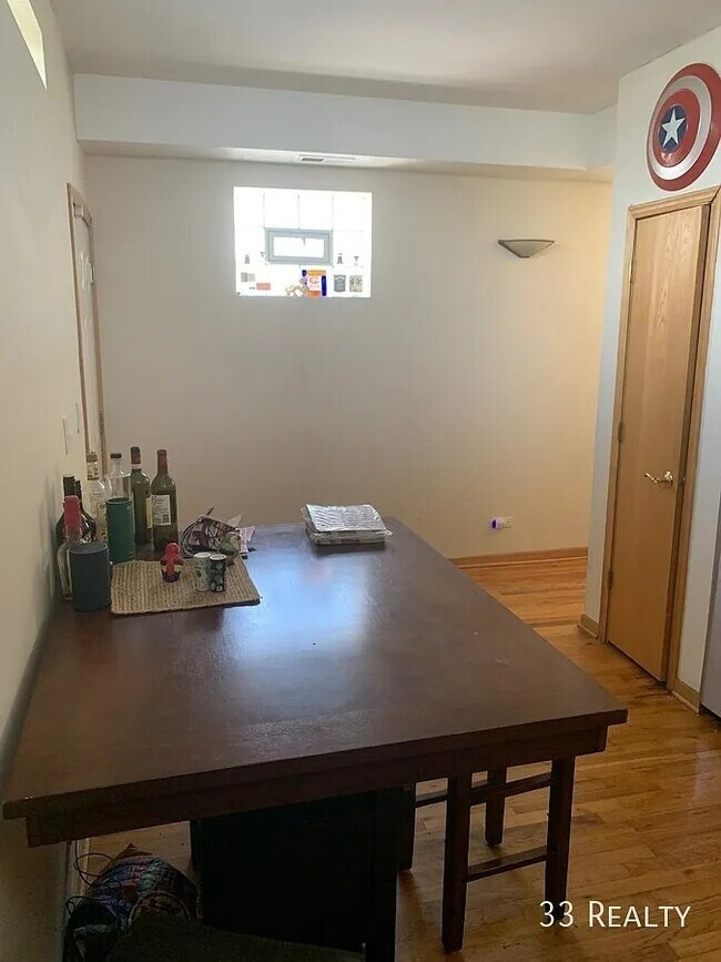 Foto del edificio - Top Floor Duplex Up, 3bd/2bth with Two Private Decks, Avail 7/1