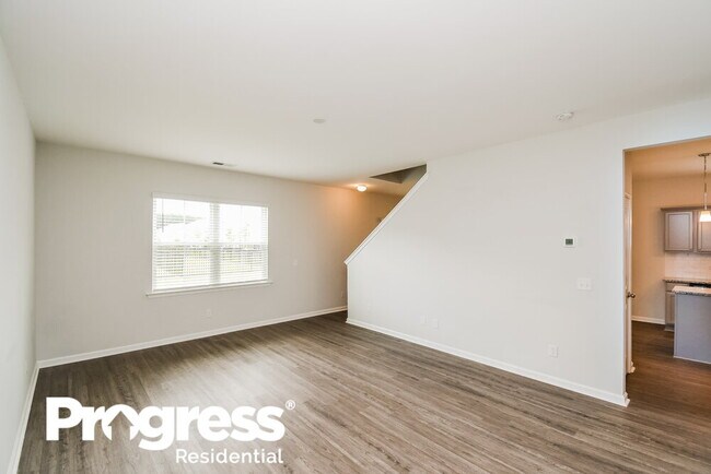 Building Photo - 102 S Trail Way