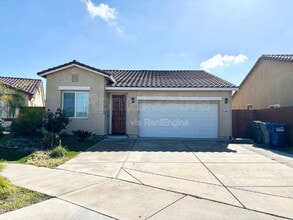 Building Photo - 614 Andrea Dr