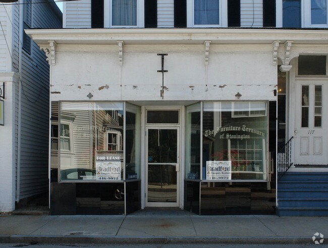 Building Photo - 117 Water St