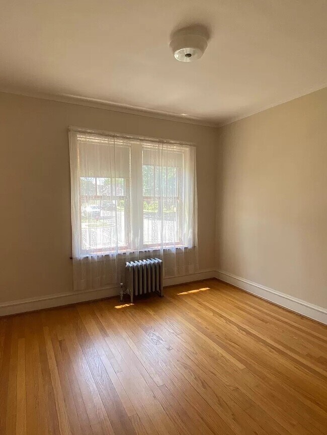 Foto del edificio - 2941 N Lockwood Ave