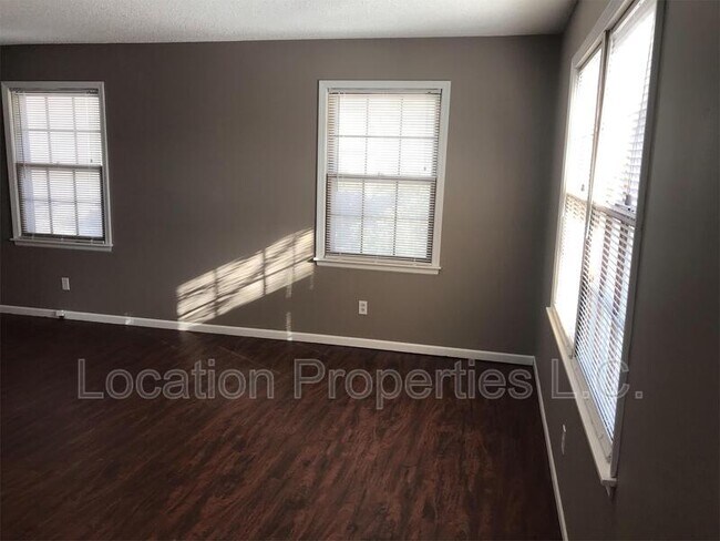 Foto del edificio - 1609 W 27th St