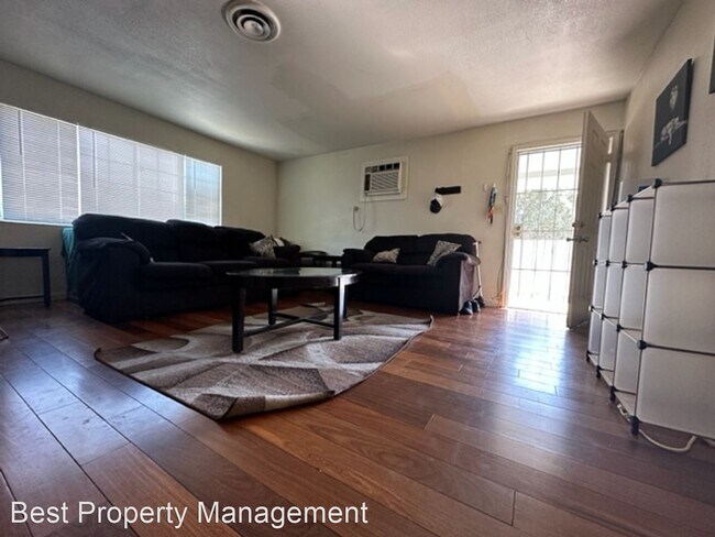 Foto del edificio - 2 br, 1 bath House - 515 W 6th St