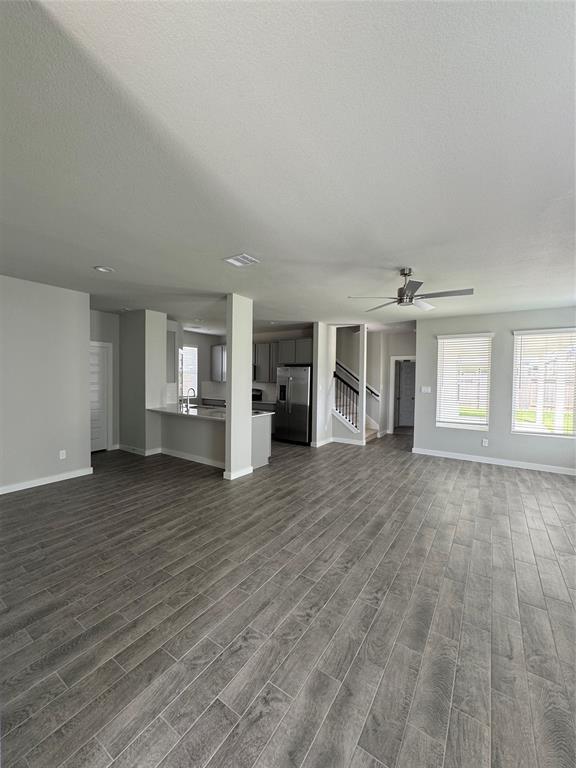 Building Photo - 2627 Village Side Trl