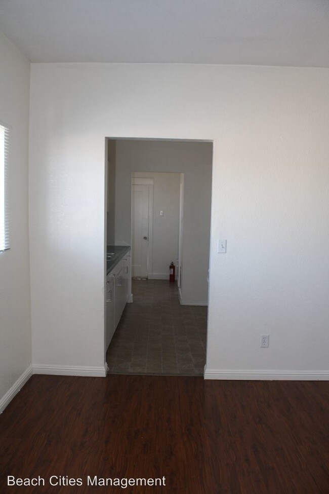 Building Photo - 1224 Olive Ave