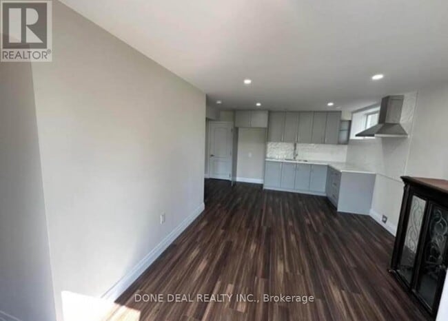 Building Photo - 115 Pondcliffe Dr