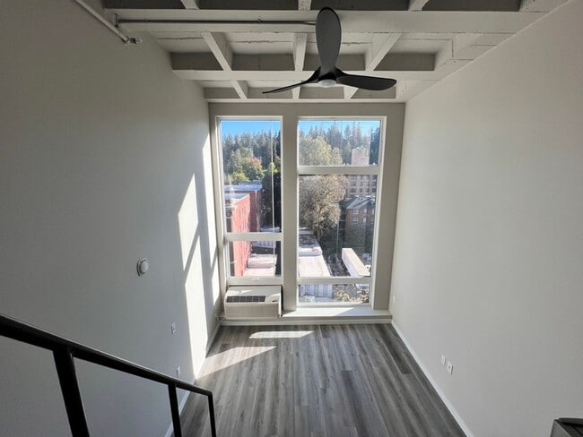 Interior Photo - The 508 West