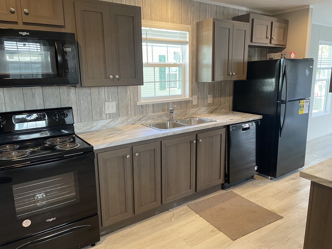 Foto principal - 17 Meadowlark Ln