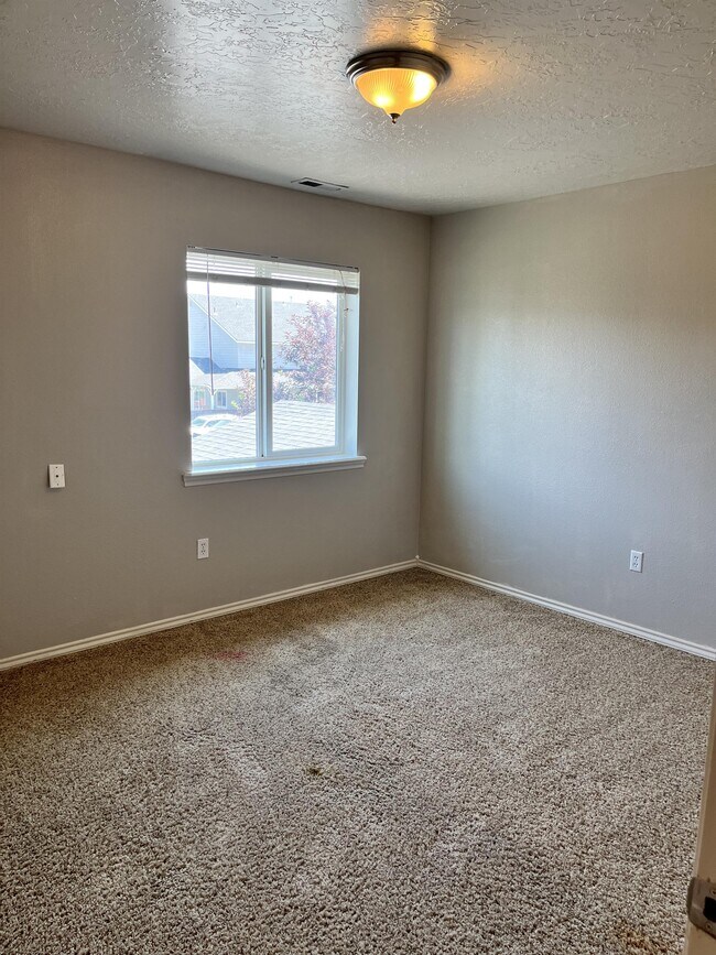 1183 N 14th E St, Mountain Home, ID 83647 House Rental in Mountain