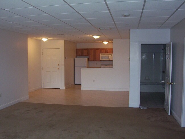Building Photo - 65 Winn St