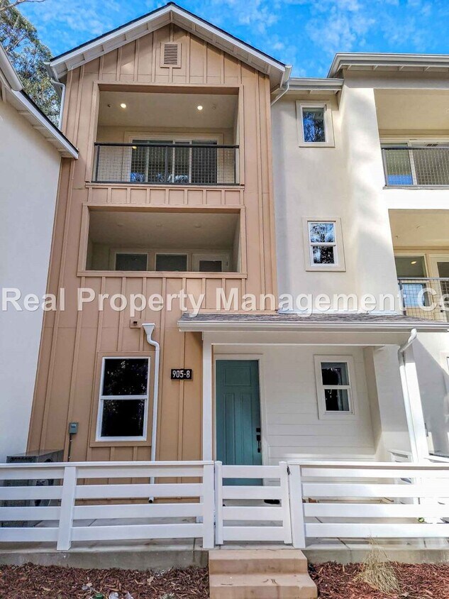 Primary Photo - AVAILABLE MAY - New Shared Townhome in San...