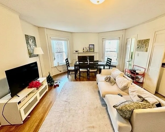 Foto del edificio - 910 Beacon St