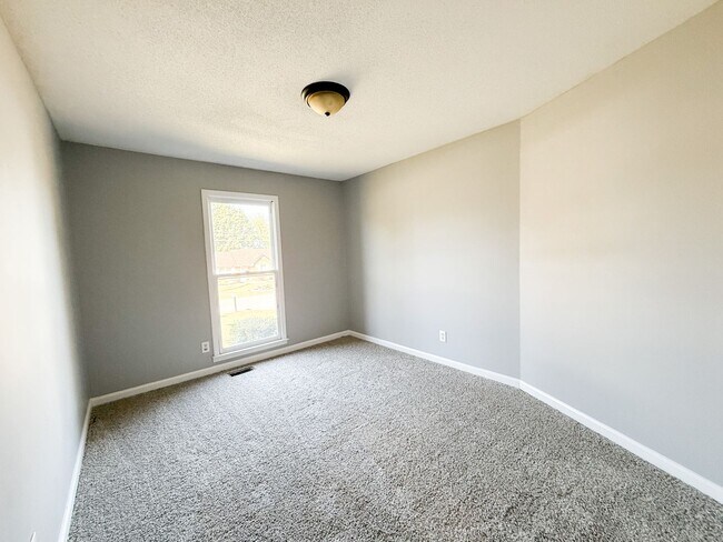 Foto del edificio - 3 Bedroom 2 Bathroom Home