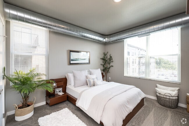 2HAB, 2BA - 1,018 ft² - Segundo dormitorio - Mill on Main I & II