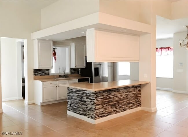 Building Photo - 8485 Deimille Ct