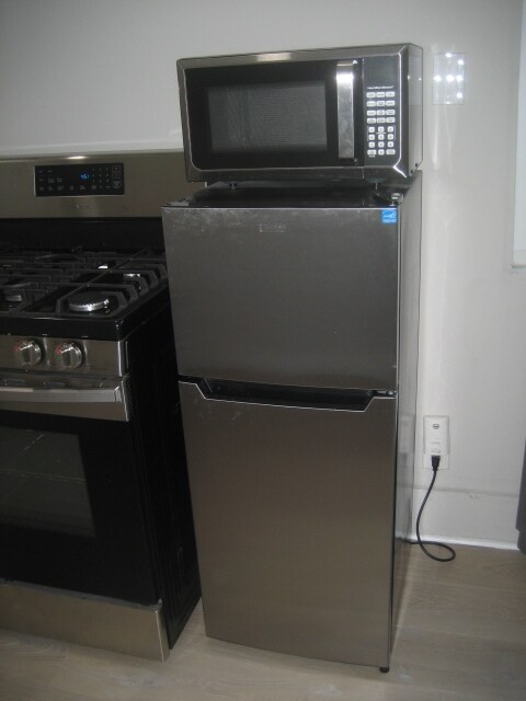 Foto del edificio - 1307 W M St