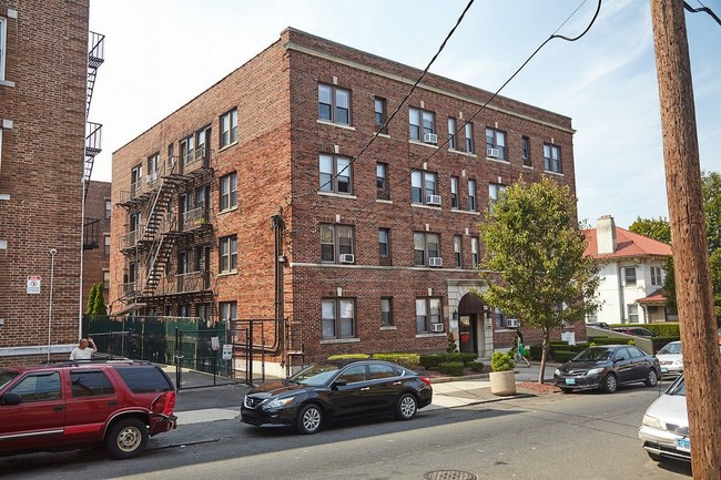 Building Photo - C-5 33 Coleman Street