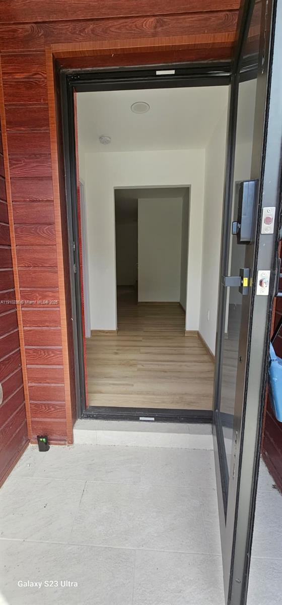 Building Photo - 936 NW 10th St