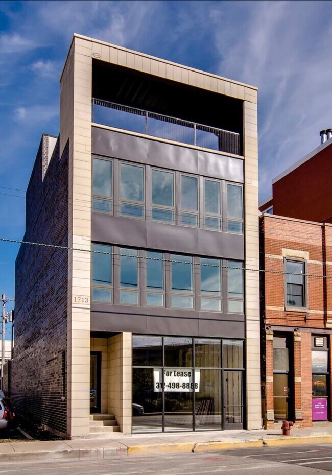 Building Photo - 1713 N Clybourn Ave