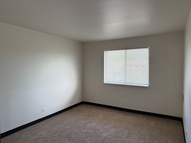 Interior Photo - Tan Oak Apartments