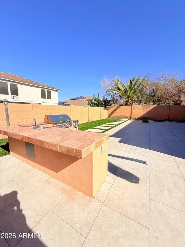 Building Photo - 1906 E Patrick Ln