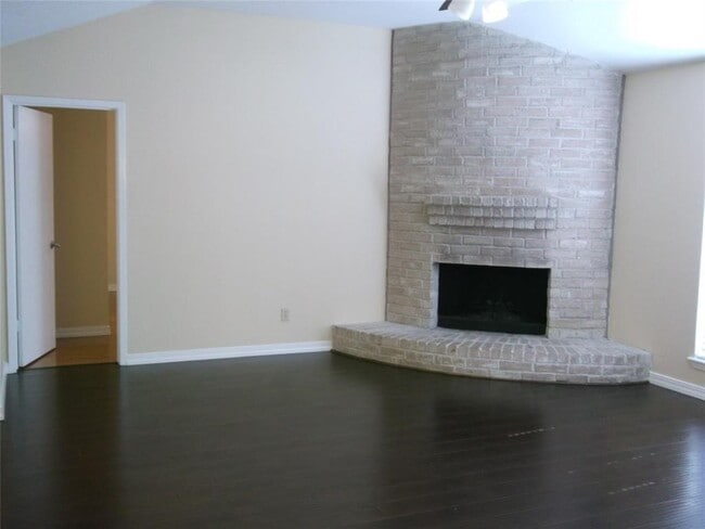 Building Photo - 4907 Tenderwood Dr