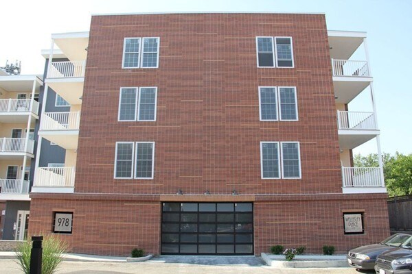 Foto del edificio - 978 Worcester St