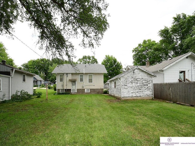 Building Photo - 2032 N 65th Ave