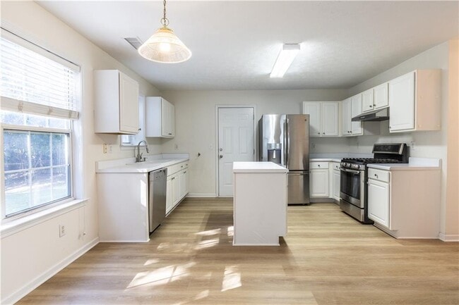 Foto del edificio - 512 Antler Ln