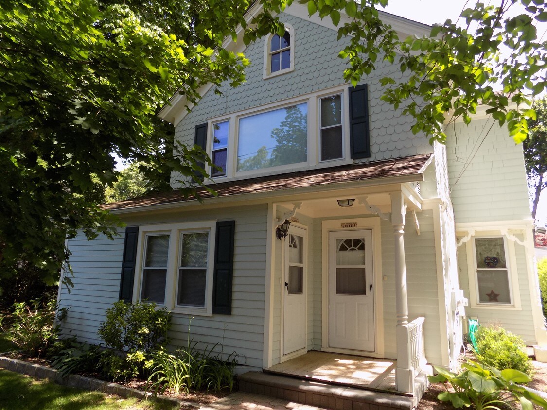 100 N Country Rd, Miller Place, NY 11764 Apartments Miller Place, NY