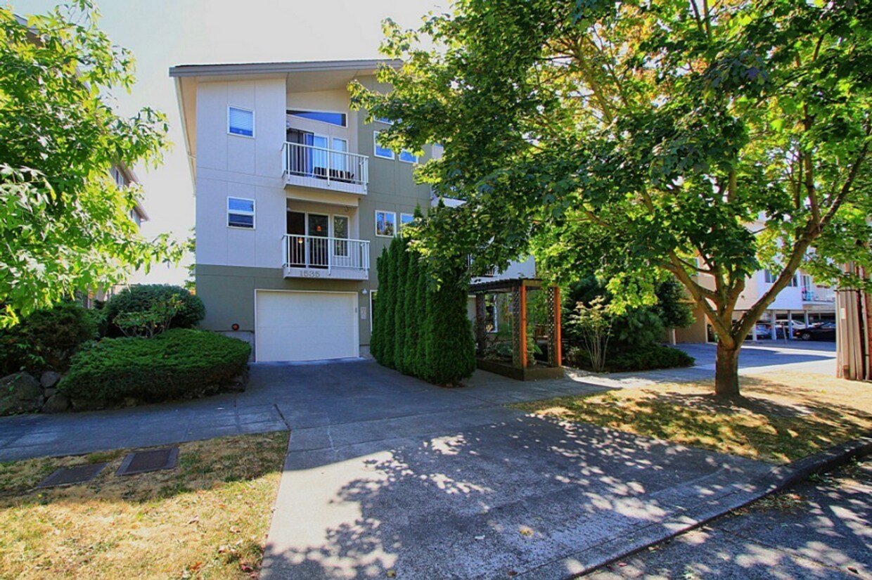 Primary Photo - Recently Updated 1 Bed Condo in Ballard!