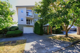 Building Photo - 1535 NW 52nd St