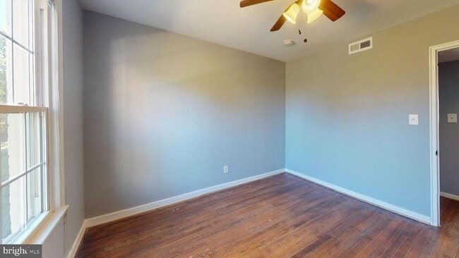 Building Photo - 2203 Washington Ave