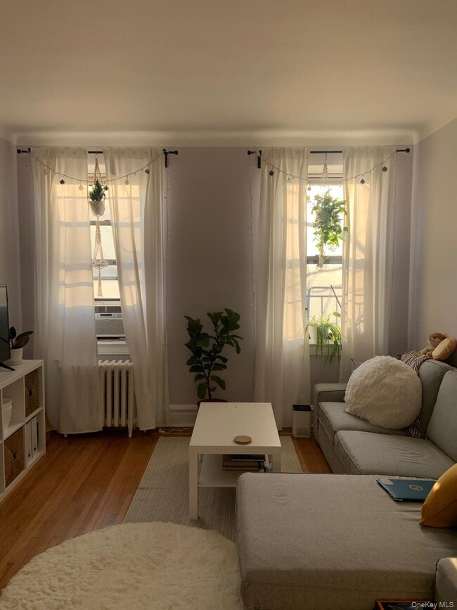 Building Photo - 77-20 Austin St