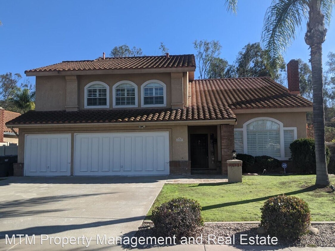 Primary Photo - 4 br, 3 bath House - 13887 Carriage Rd