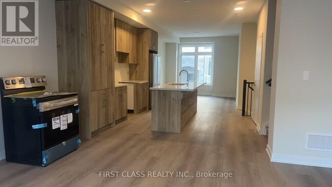 Building Photo - 27 Lewis Craigie Ln