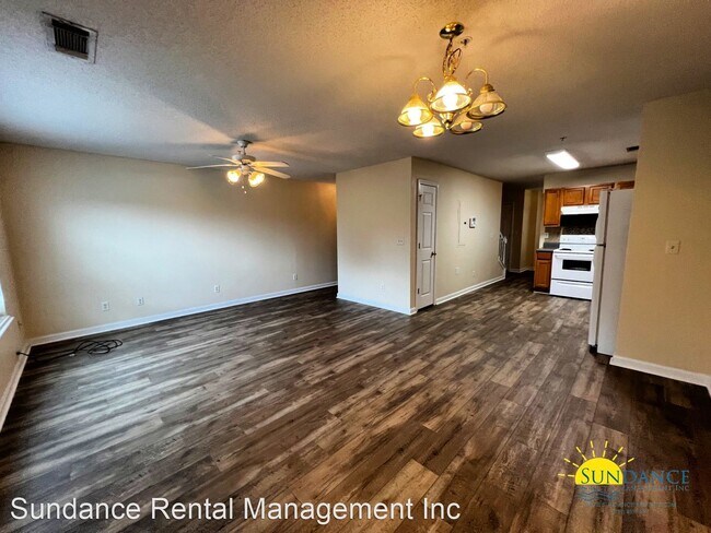 Building Photo - 3 br, 2.5 bath House - 324 Crooked Pine Trail