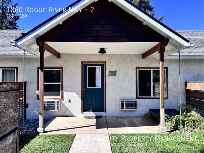 Building Photo - 1860 Rogue River Hwy