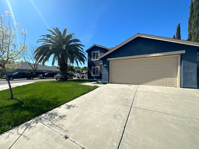 Foto del edificio - 1227 Kingfisher Dr