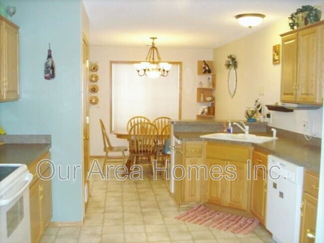 Foto del edificio - 5646 100th Ln N